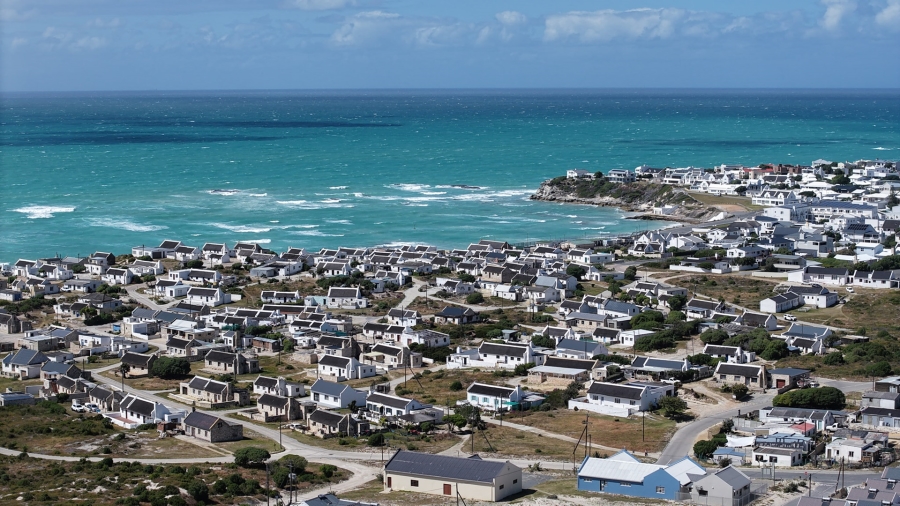 6 Bedroom Property for Sale in Arniston Western Cape